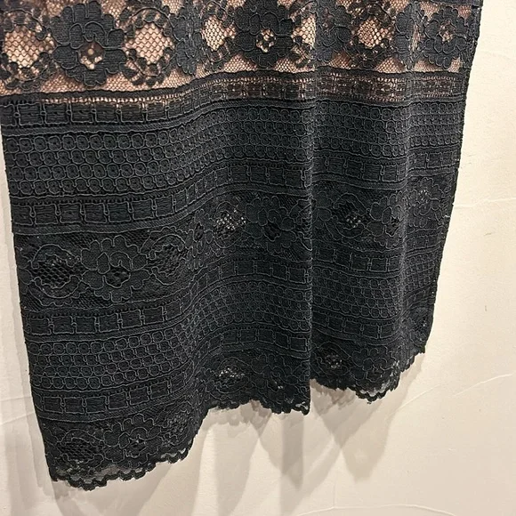 H&M top and skirt set, black lace with nude lining, top: M, bottom: S - Picture 7 of 8
